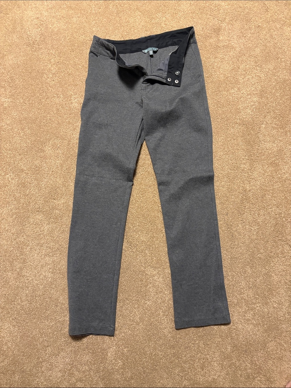 Title Nine Straight-Leg Pants in Charcoal Gray